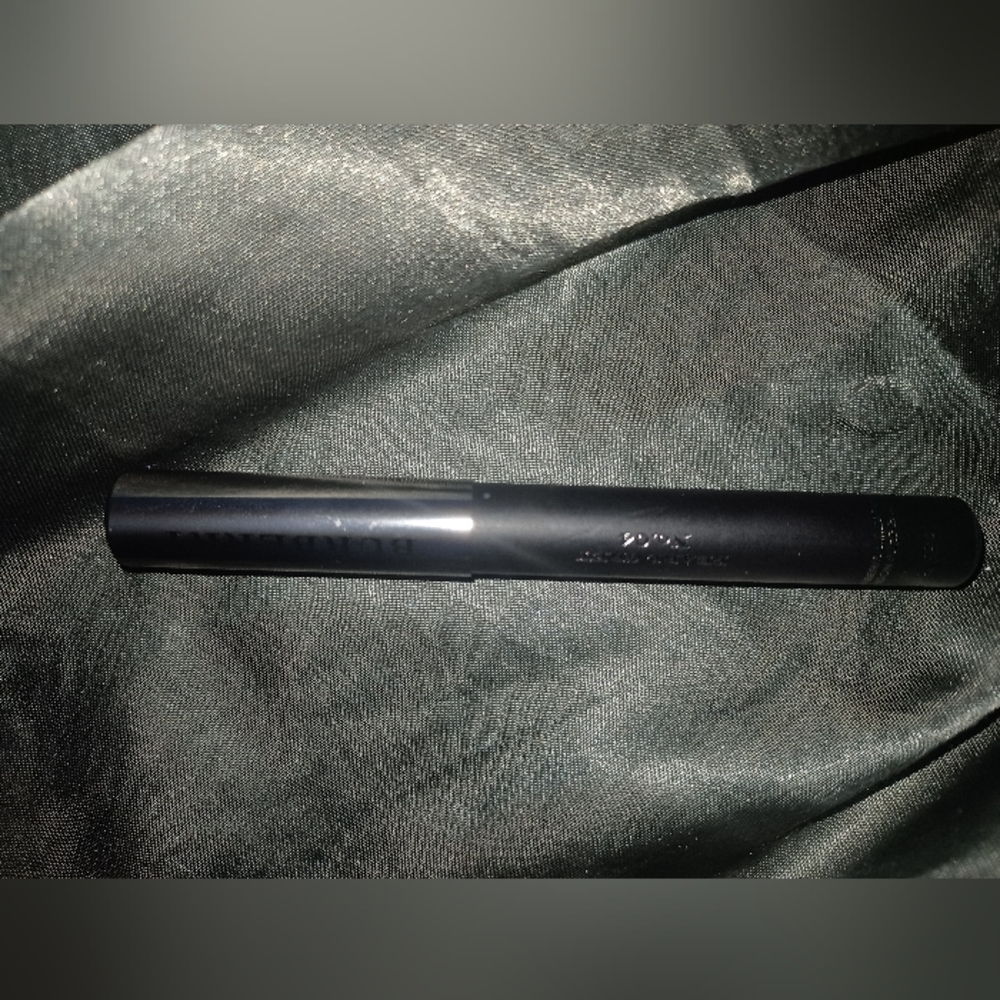 Burberry eye crayon